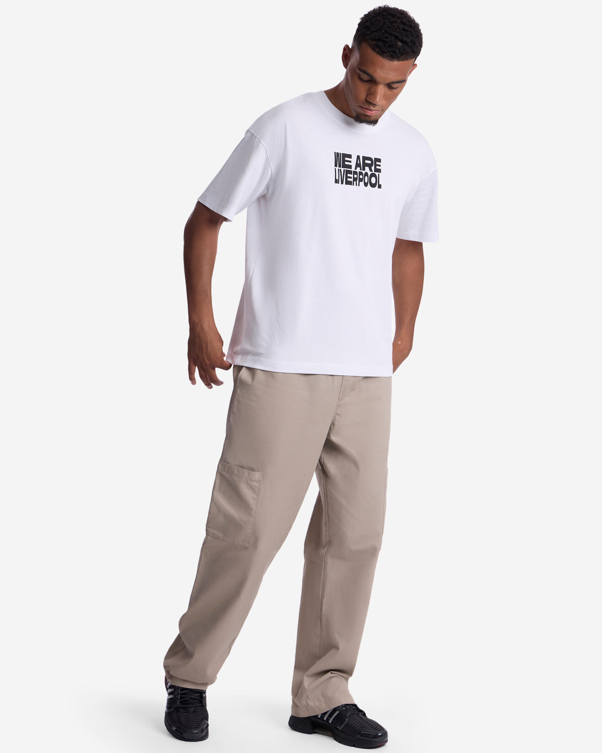 Camiseta extragrande para hombre LFC We Are Liverpool, color blanco - Image 3