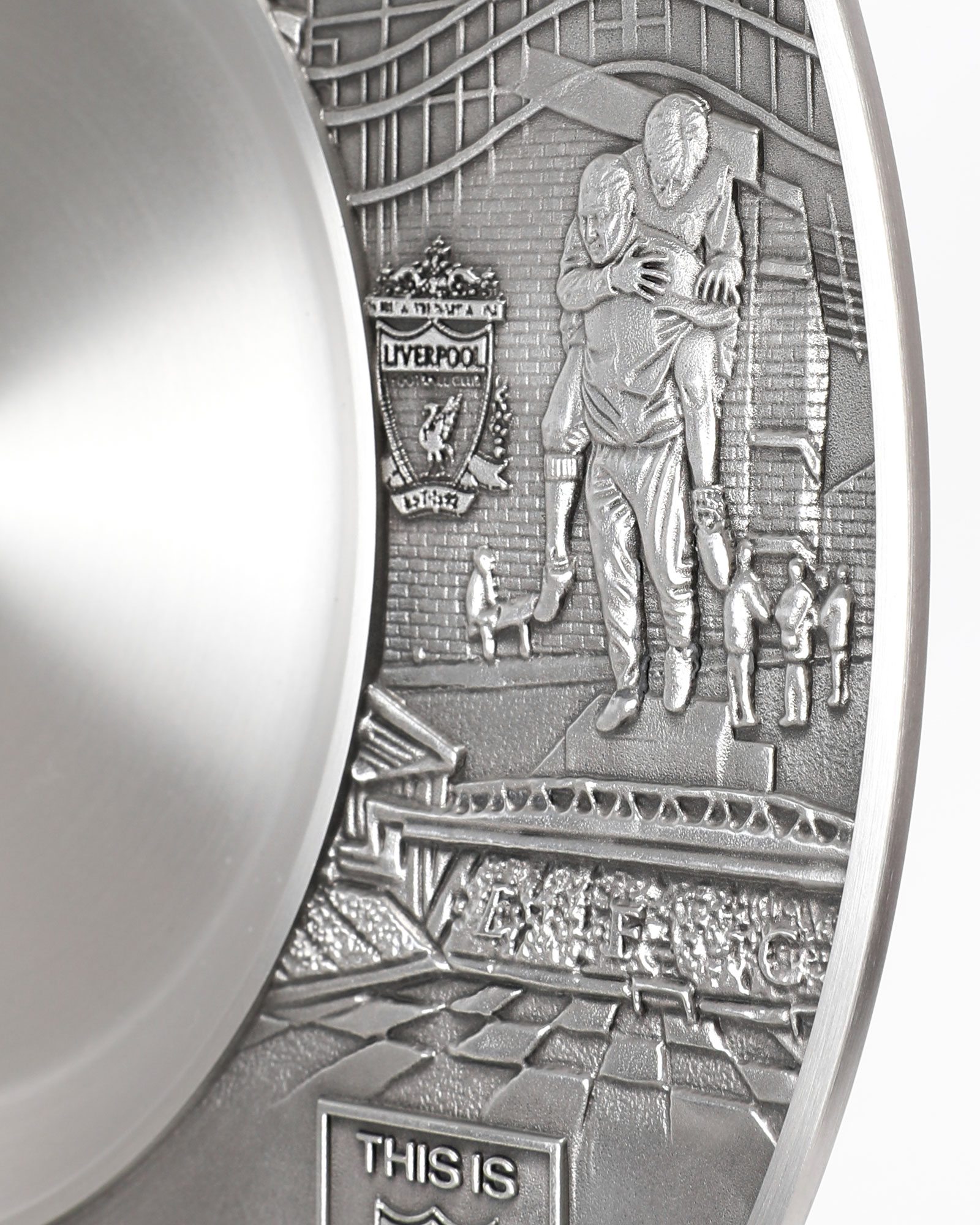 LFC X Royal Selangor Dekorplatte - Image 3