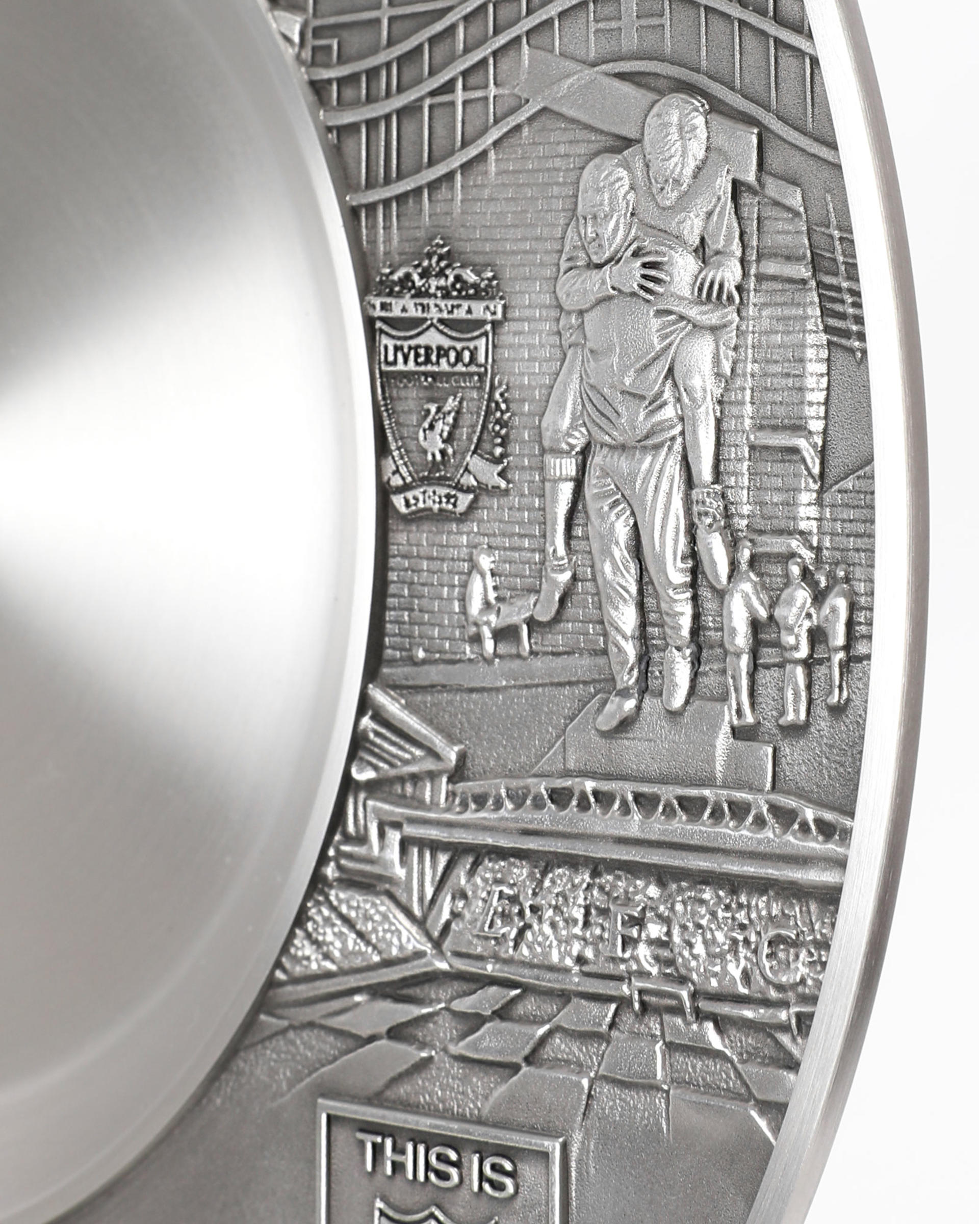 LFC X Royal Selangor Dekorplatte - Image 3