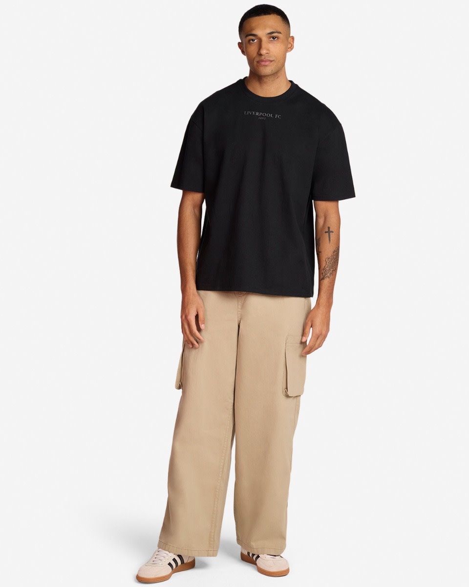 LFC メンズオーバーサイズアンフィールドフォト T シャツブラック - Image 4
