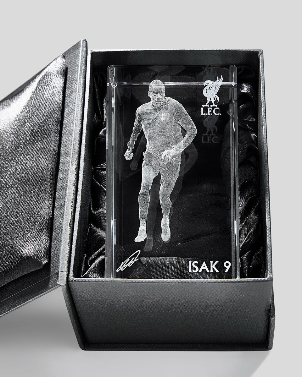 LFC Alexander Isak Glass Cube - Image 2