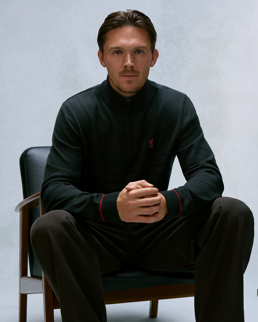 LFC Firma Herr 1/4 Zip Stickad Svart - Image 1