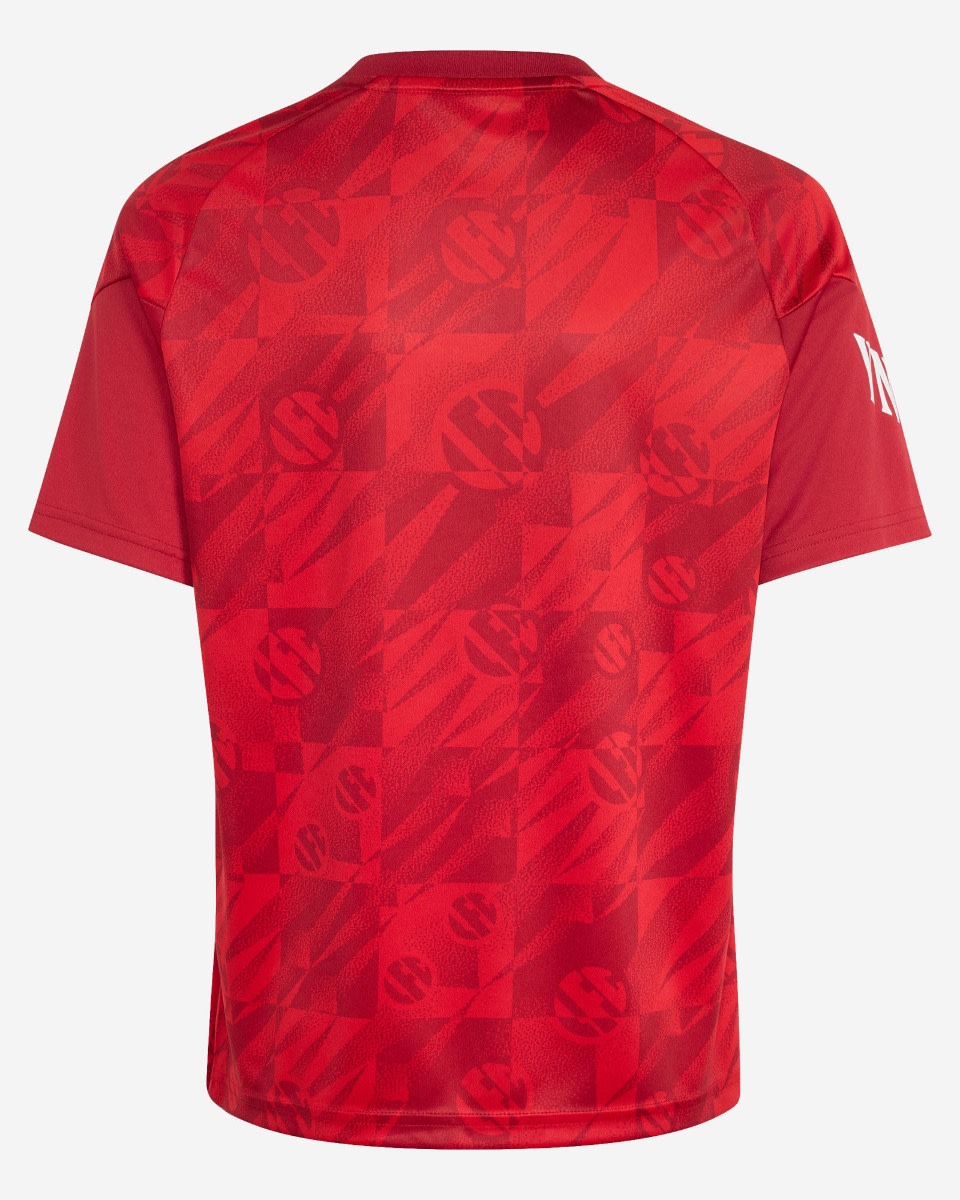LFC adidas 26/27 Trikot für Jugendliche vor dem Spiel - Image 4