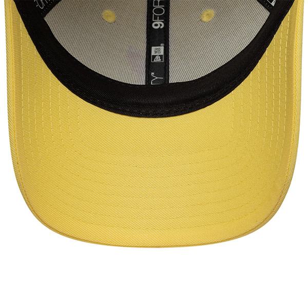 LFC New Era Womens Pastel Yellow 9FORTY Adjustable Cap - Image 2