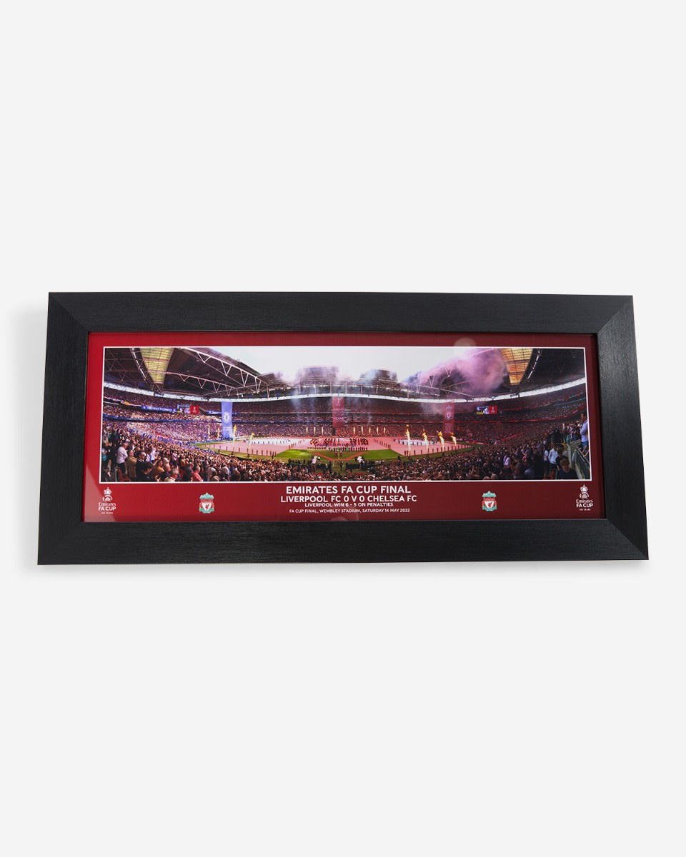 Imagen panorámica enmarcada de 20 pulgadas de la LFC FA Cup Win 2022 - Image 1