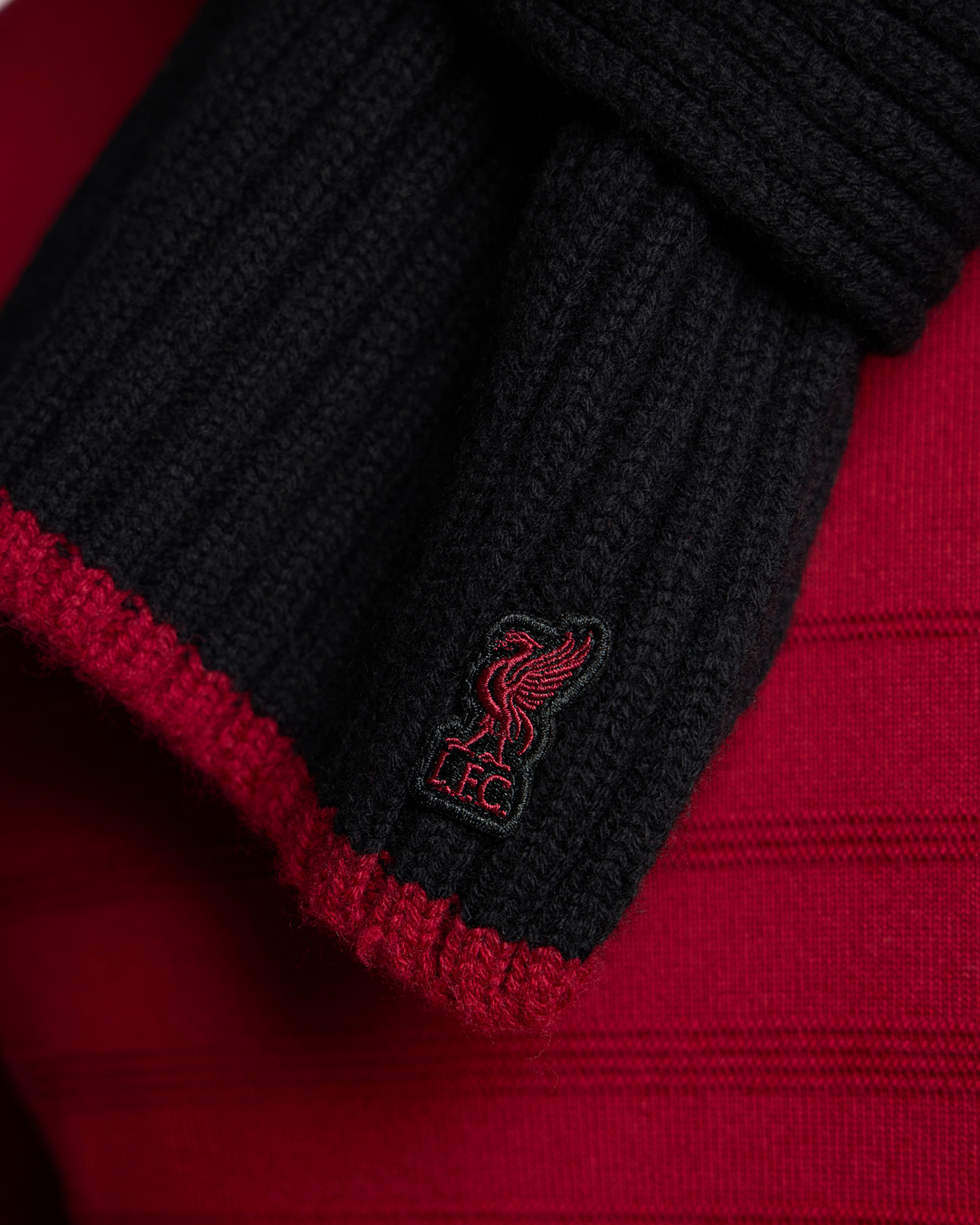 ผ้าพันคอถักสำหรับผู้ใหญ่ LFC Firma สีดำ - Image 4