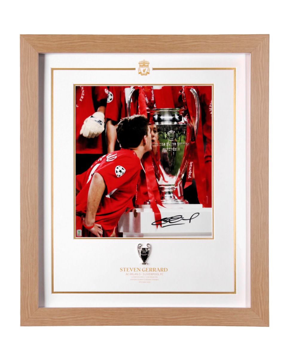 Imagen enmarcada de Gerrard Istanbul firmada por LFC - Image 1