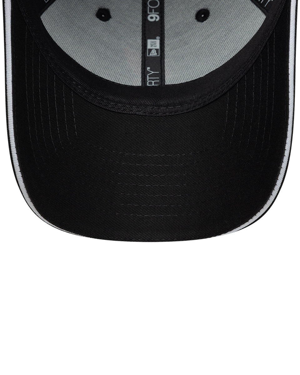 LFC New Era Adults 9FORTY Pride Cap Sort - Image 2