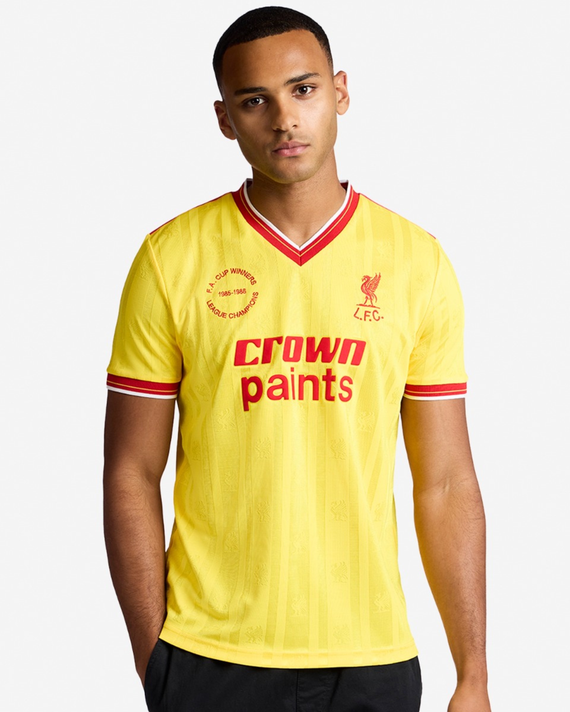 เสื้อเชิ้ตผู้ชายรุ่นสาม LFC ย้อนยุค 1986 - Image 1