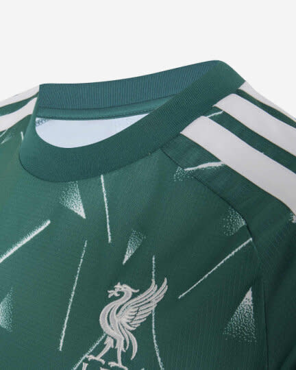 LFC adidas Youth 26/27 Hemmamålvaktströja - Image 3