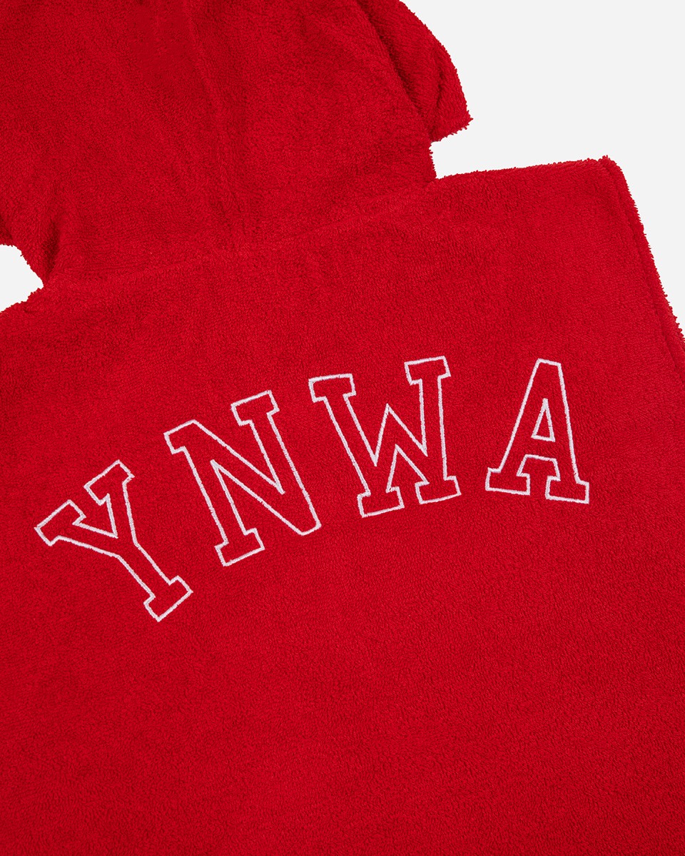 LFC Junior Red Poncho Towel - Image 3