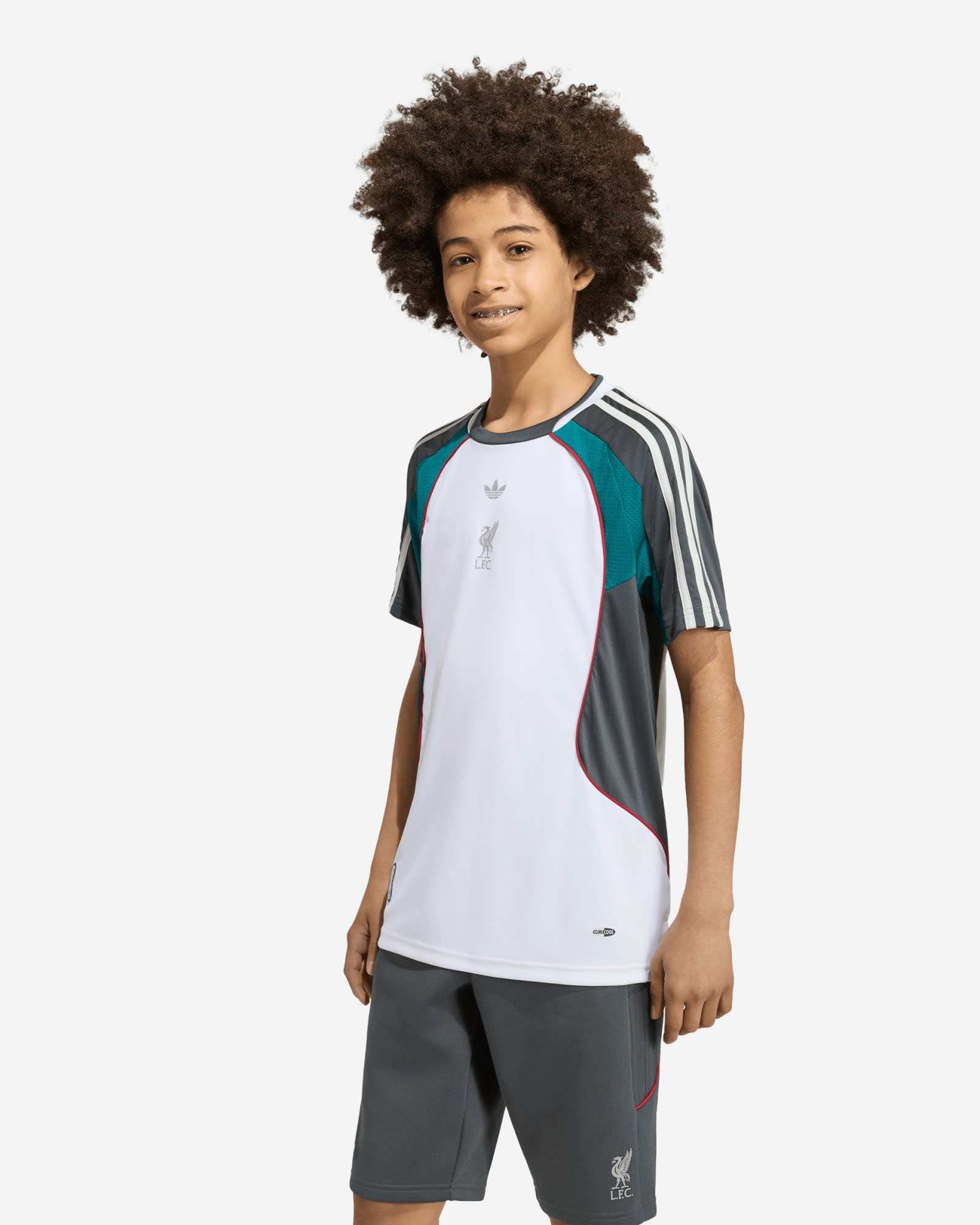LFC adidas Youth Teamgeist 26 Warm Up Jersey Dark Grey - Image 1