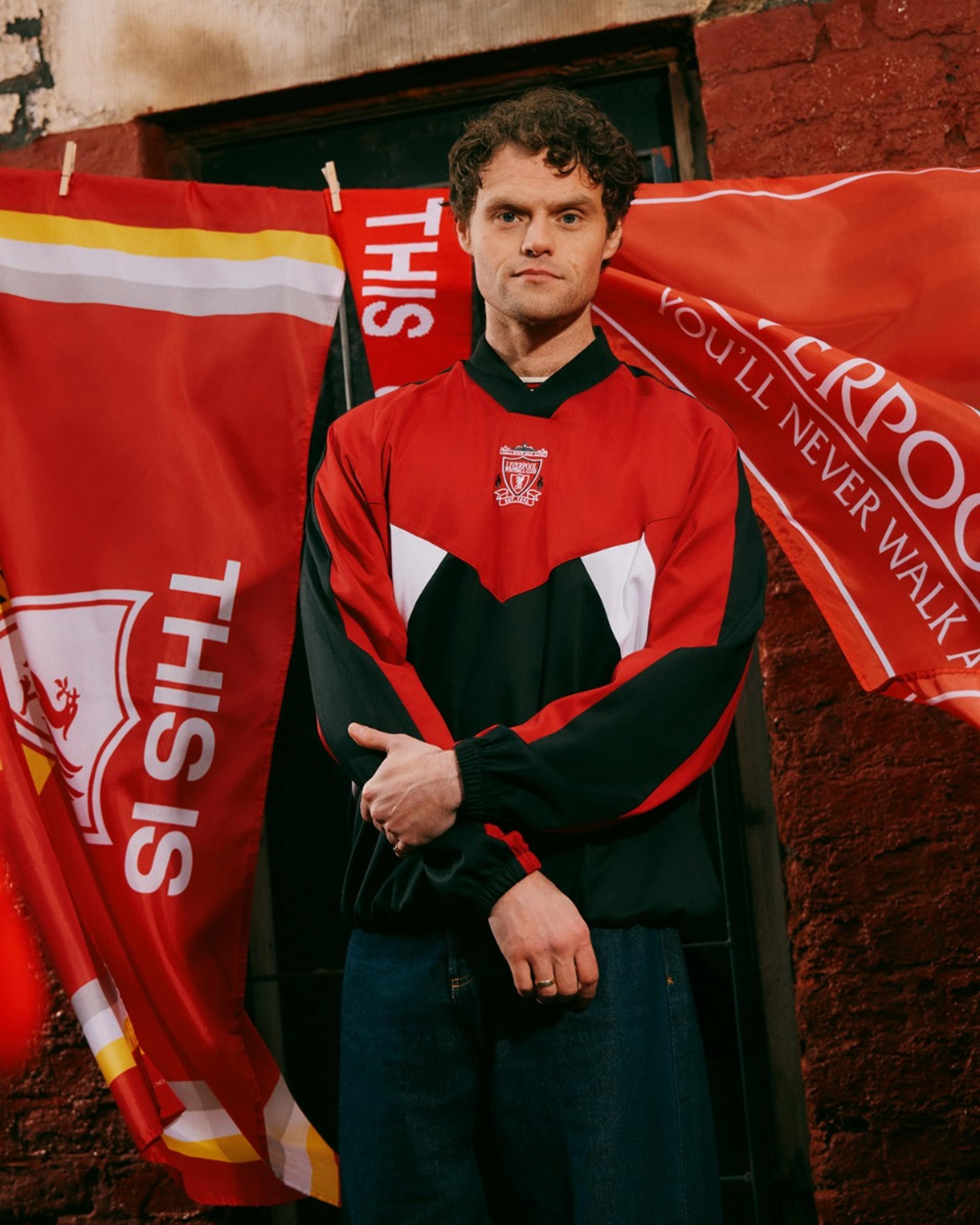 LFC Herre 93-95 Drill Top Rød & Sort - Image 1
