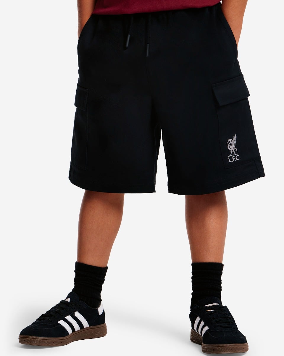 กางเกงขาสั้นผ้าใบ LFC Juniors สีดำ - Image 1