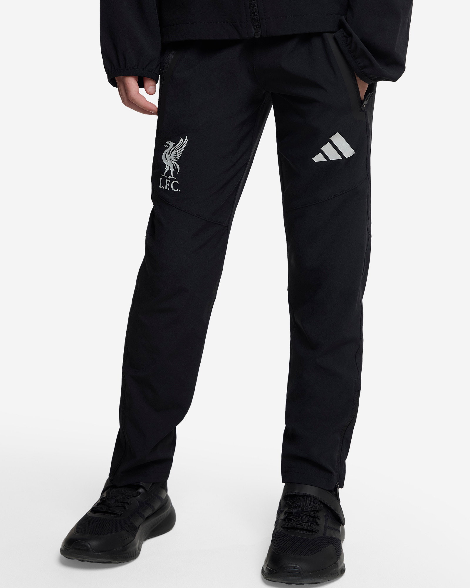 LFC adidas Youth Tiro Reisehose Schwarz - Image 1