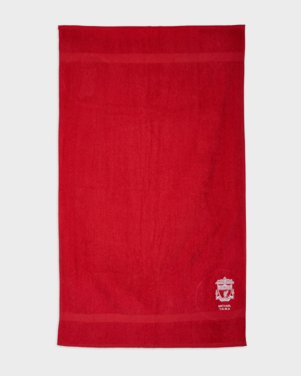 LFC Personalised Crest Bath Towel - Image 1