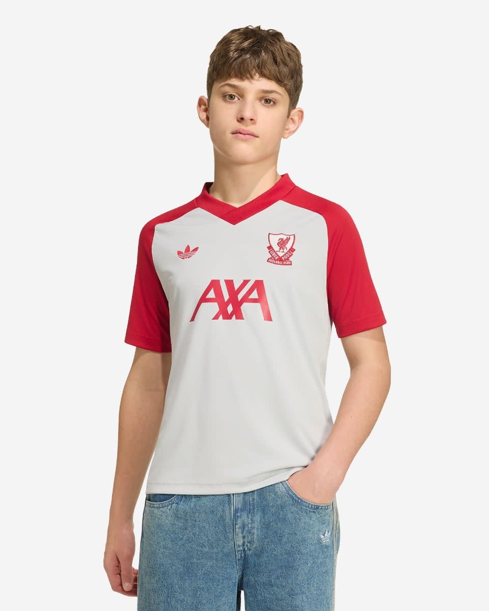 LFC アディダスユース 26/27 プレマッチジャージ - Image 1