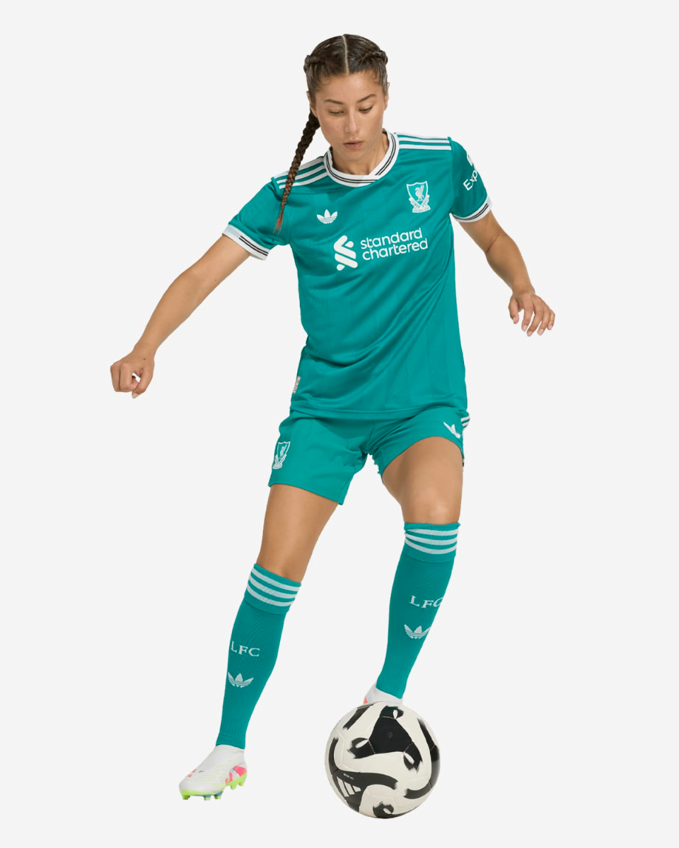 LFC 阿迪达斯女式 25/26 正品三分短袖球衣 - Image 3