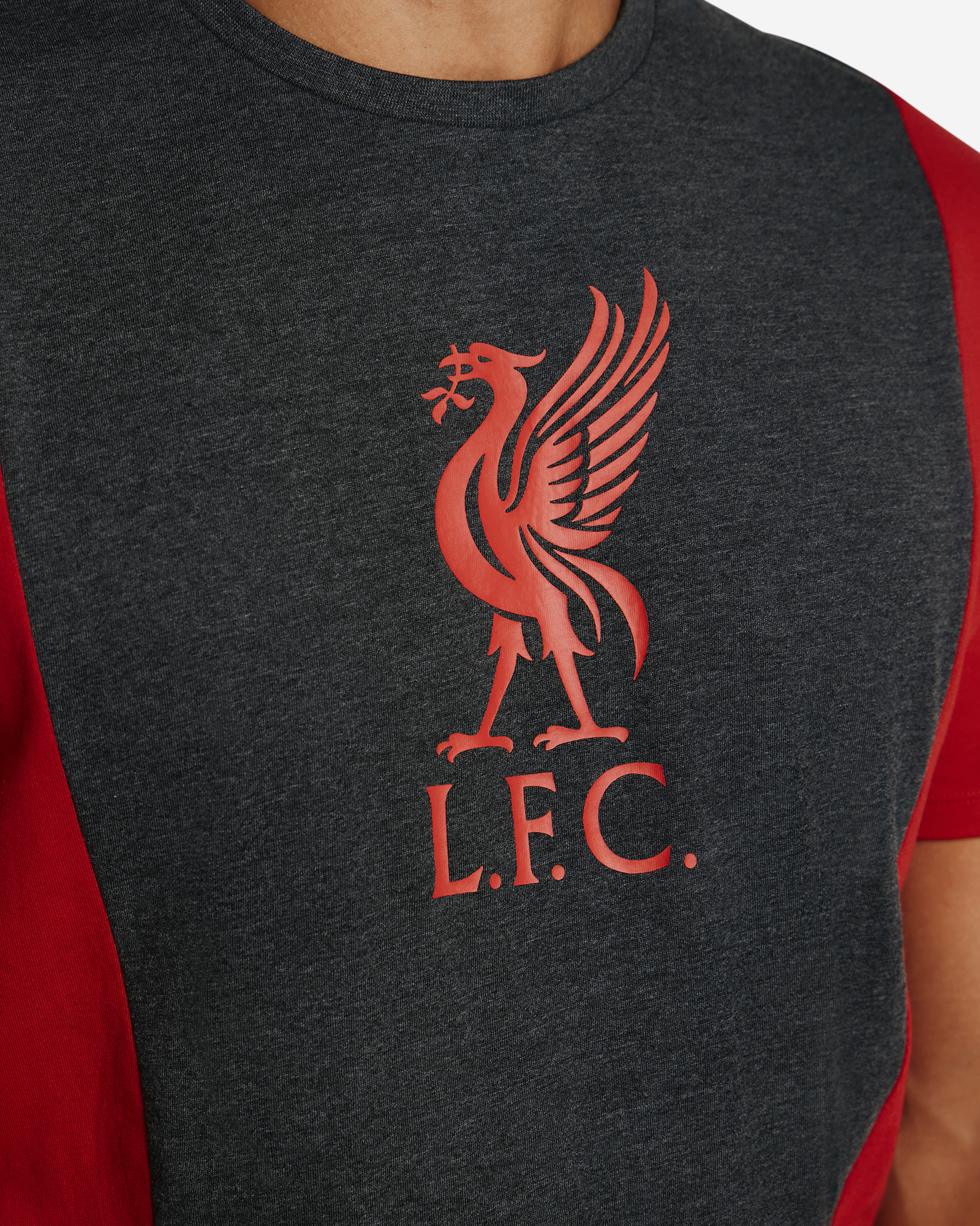 ชุดกระโปรงสั้นผู้ชาย LFC สีแดง - Image 2