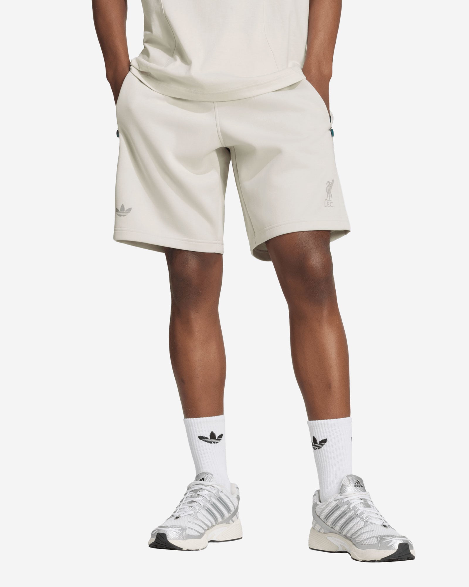 LFC adidas Mens Spacer Teamgeist 26 Shorts Grey - Image 1