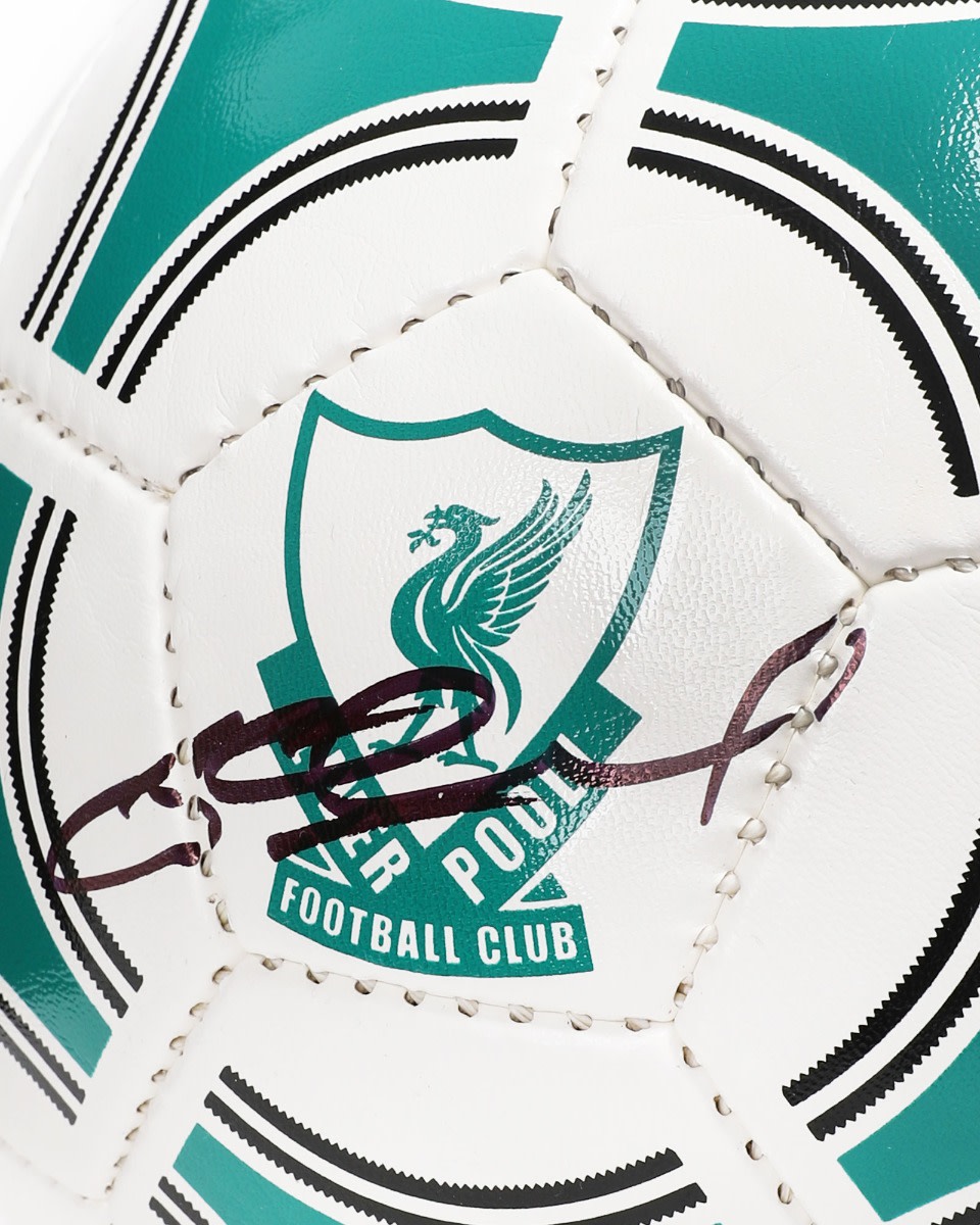 LFC ลงนามเจอร์ราร์ดบ็อกซ์ฟุตบอลAdidas - Image 3