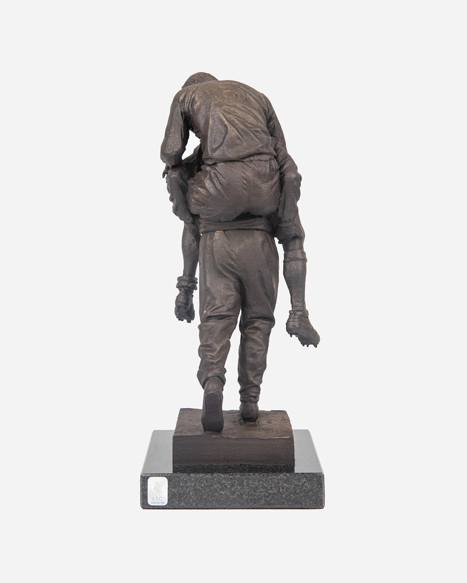 LFC Paisley Statue - Image 3
